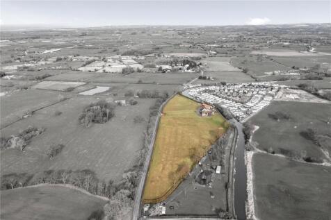 2 bedroom detached house for sale