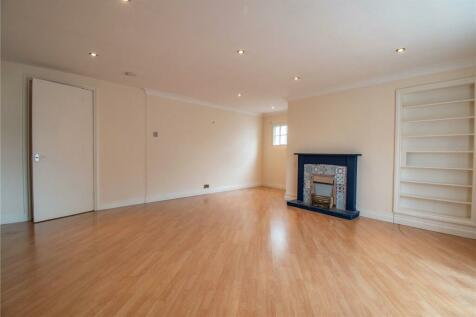 3 bedroom flat for sale