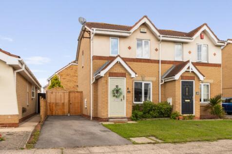 Hampstead Park, Grimsby, DN33 2 bed semi