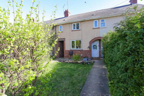 2 bedroom terraced house for sale