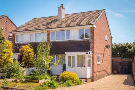 High Lane, Norton Tower, Halifax 3 bed semi