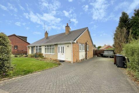 3 bedroom semi-detached bungalow for sale