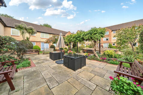 Western Road, Hampshire PO16 1 bed retirement property for sale