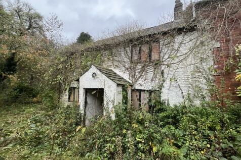 Terraced house for sale