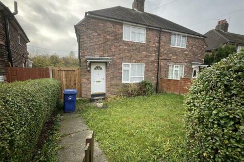 Terraced house for sale