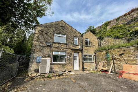Detached house for sale