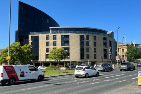 Studio flat for sale