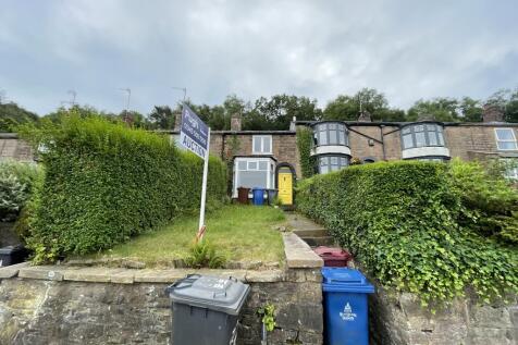Terraced house for sale