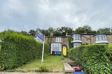 Terraced house for sale