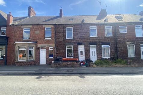 Terraced house for sale