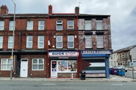 Terraced house for sale