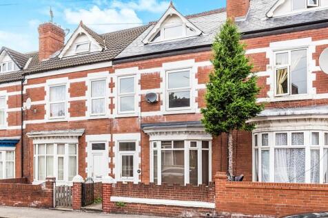 4 bedroom terraced house for sale
