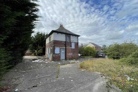 Detached house for sale