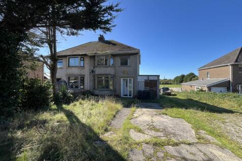 2 bedroom semi-detached house for sale
