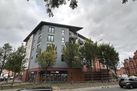 Studio flat for sale