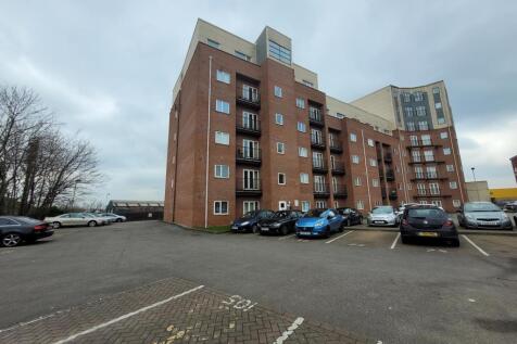 Studio flat for sale