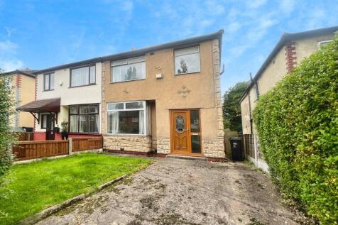 Semi-detached house for sale