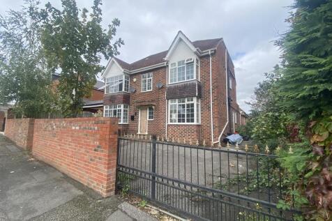 12 bedroom house of multiple occupation for sale