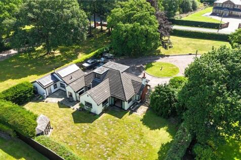 4 bedroom bungalow for sale