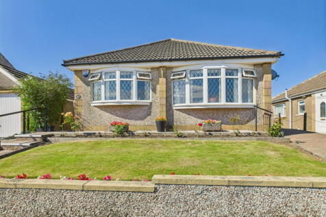 2 bedroom detached bungalow for sale