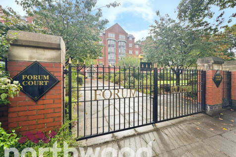 80 Lord Street, Southport, PR8 2 bed flat for sale