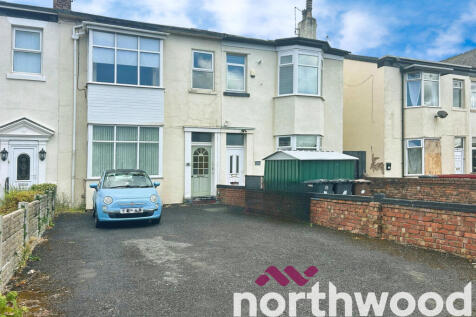 Seabank Road, Southport, PR9 1 bed flat for sale