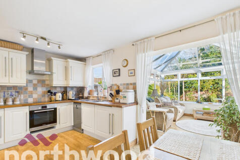 Ericson Drive, Southport, PR8 3 bed semi