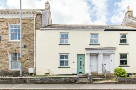 4 bedroom terraced house for sale