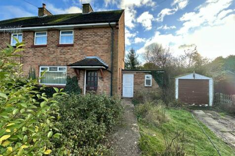 2 bedroom semi-detached house for sale