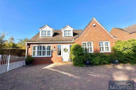 High Street, Inkberrow, Worcester 3 bed detached house for sale