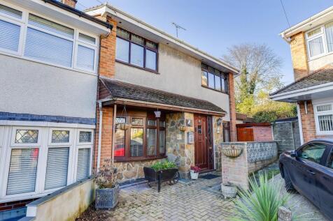 Chapel Close, Dinas Powys, The Vale... 3 bed end of terrace house for sale