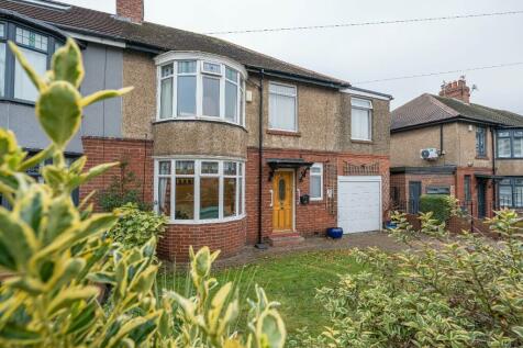 4 bedroom semi-detached house for sale