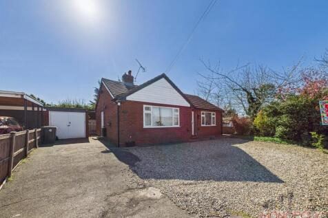 Main Road, Broughton, Chester 2 bed detached bungalow for sale