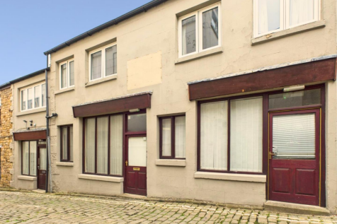 Moor Street 6 bed end of terrace house for sale
