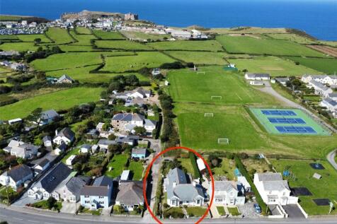 Tintagel, Cornwall 4 bed bungalow for sale