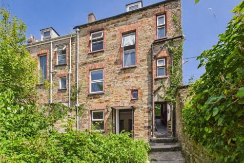 Bodmin, Cornwall 5 bed end of terrace house for sale
