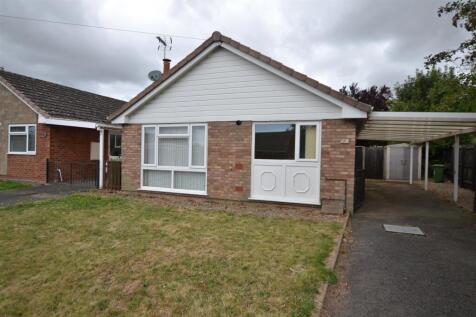 Mowbray Close, Leominster 2 bed detached bungalow for sale