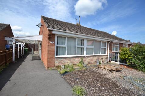 2 bedroom semi-detached bungalow for sale