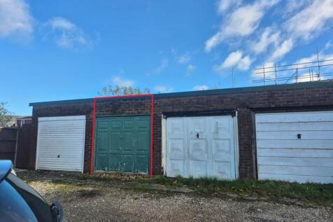 Garage On Dacres Avenue, Greenfield... Garage for sale