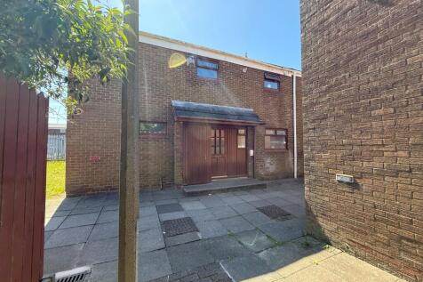 Eskdale, Skelmersdale, Lancashire, WN8 3 bed end of terrace house for sale