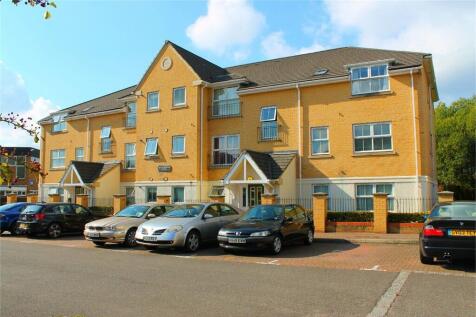 Windsor Close, Farnborough GU14 2 bed flat for sale