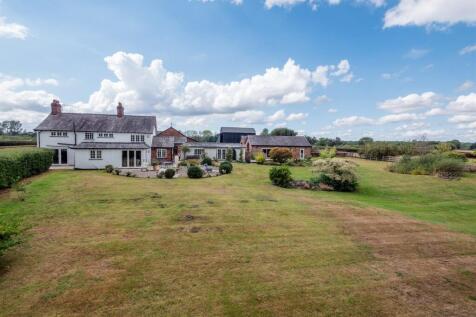 Smith Lane, Mobberley 4 bed farm house for sale