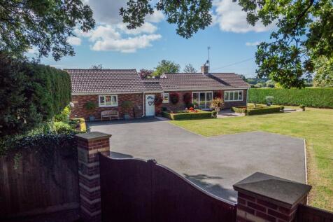 Sproston Green, Sproston 3 bed detached bungalow for sale