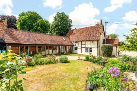 Hale Lane, Wendover, Aylesbury... 5 bed detached house for sale