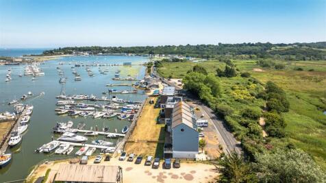 4 bedroom town house for sale