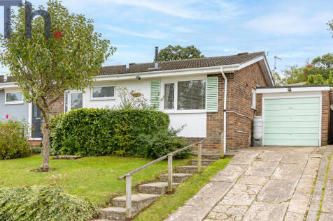 1 bedroom semi-detached bungalow for sale