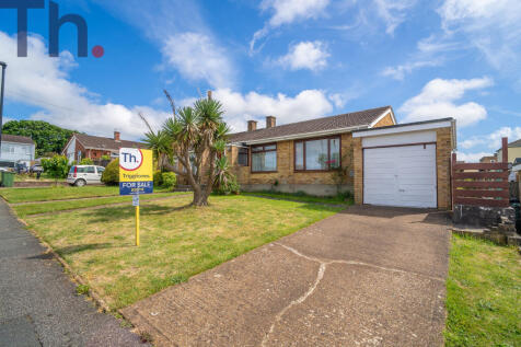 2 bedroom semi-detached bungalow for sale