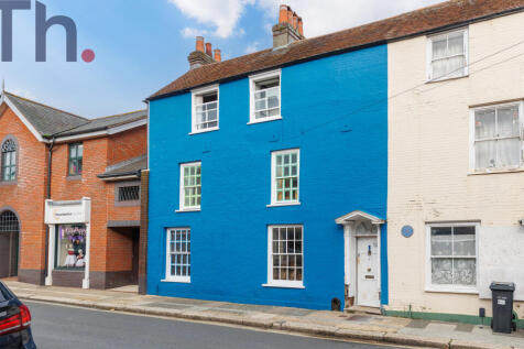 7 bedroom semi-detached house for sale