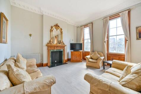 Petersham Road, Petersham, Richmond... 3 bed flat for sale
