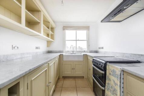 Spring Terrace, Richmond, TW9 2 bed flat for sale